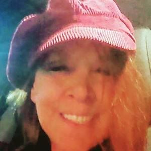 Meet your Posher, Connie